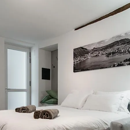 Olimpia Via Vitani - The House Of Travelers * Como