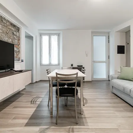 Appartement Olimpia Via Vitani - The House Of Travelers Côme