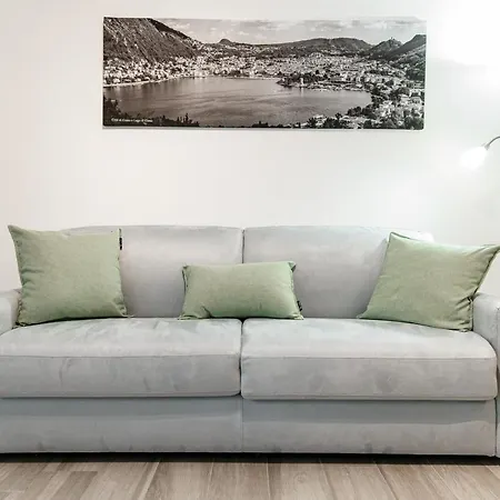 Apartment Olimpia Via Vitani - The House Of Travelers Como
