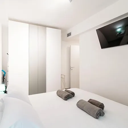 Olimpia Via Vitani - The House Of Travelers Apartment *